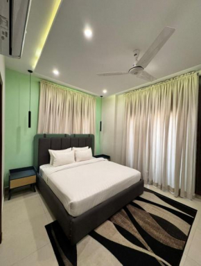 1 BHK Swedish Theme Apartment With Free WIFI Self CheckIn